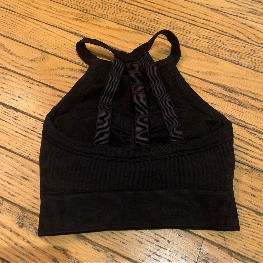 💛Fabletics Workout Set! - Picture 2 of 2